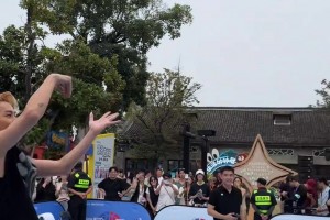 本赛季憋着一股劲！来感受一次莫兰特的暑期特训